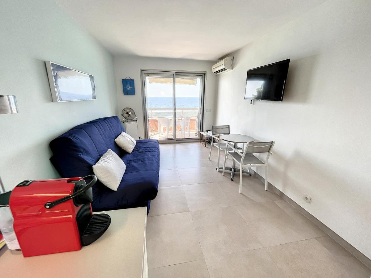 Studio With Beautiful Sea View And Direct Beach Access คานส์ ภายนอก รูปภาพ